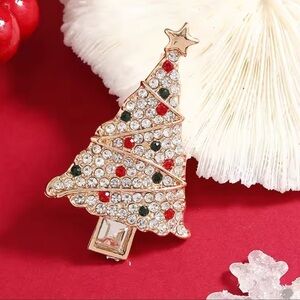 Christmas Tree Crystal Brooch